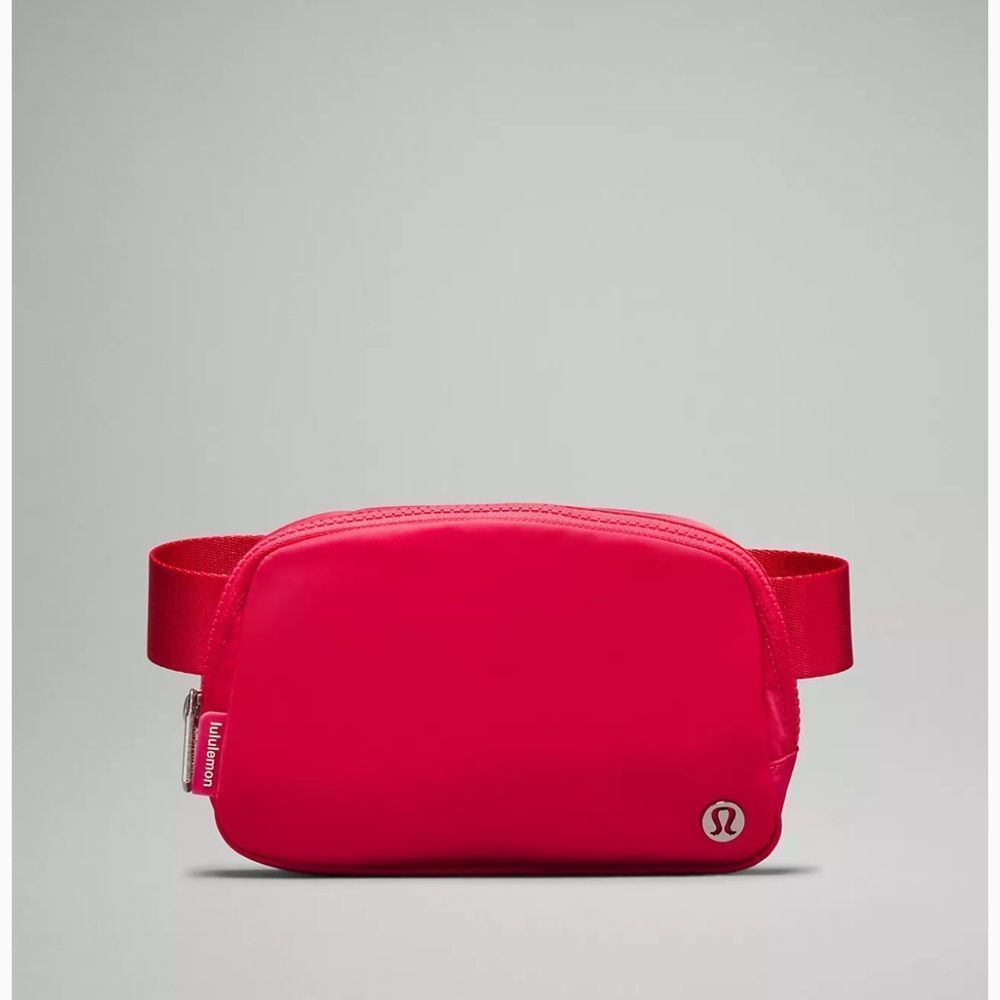 LULULEMON | ✨NEW✨ Everywhere Belt Bag 1L in Lip Gloss